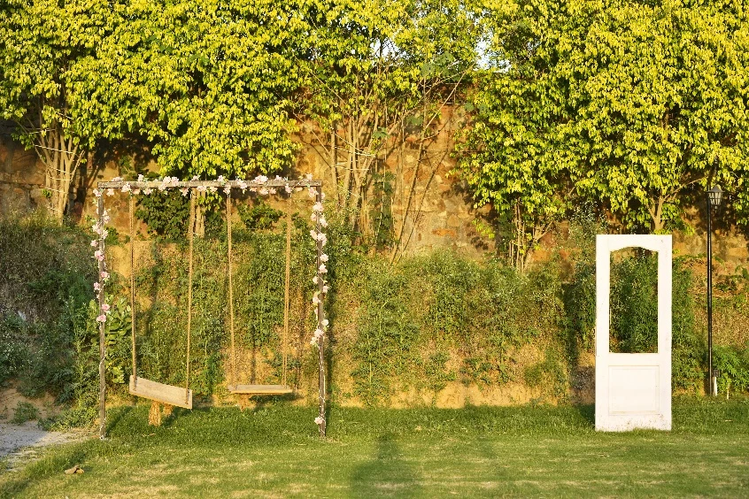 Vertical Image 18